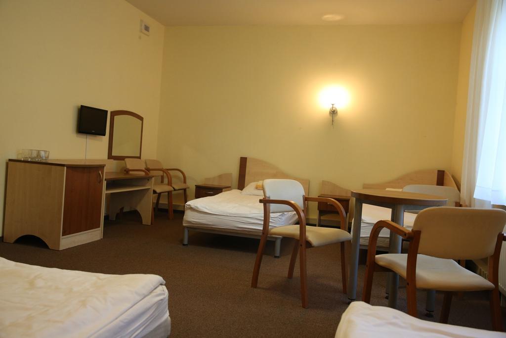비아와포들라스카 Roskosz Zespol Dworsko Parkowy B&B 외부 사진