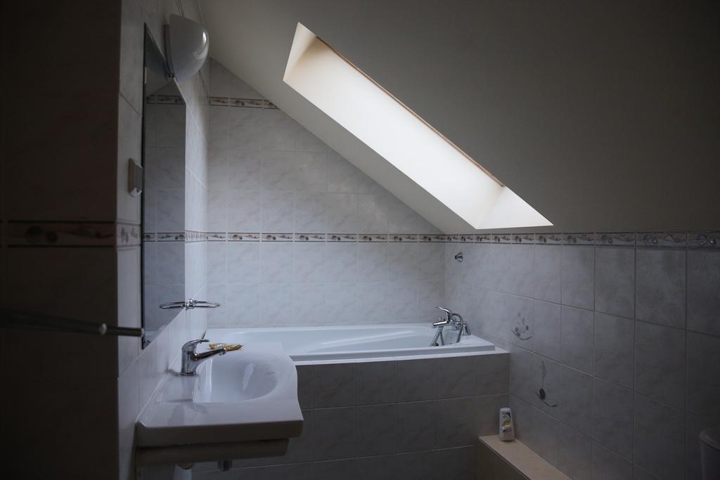 비아와포들라스카 Roskosz Zespol Dworsko Parkowy B&B 외부 사진